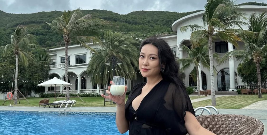 Жүжигчин Пунтик охинтой болжээ