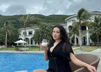 Жүжигчин Пунтик охинтой болжээ