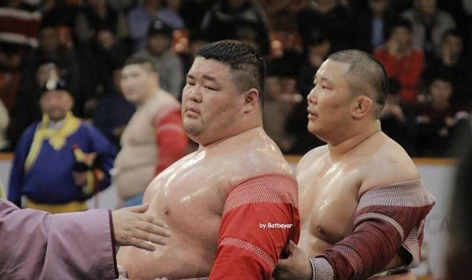 Э.Оюунболд маргааш М.Лхагва арслангийн нэрэмжит барилдаанд зодоглоно