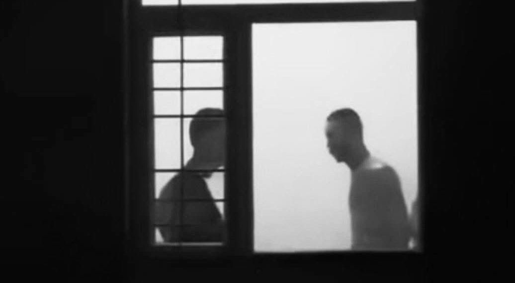 Зодуулсан цэргийн аав: Би хүүгээ алгадаж ч үзээгүй…xүү минь маргааш өглөө гэхэд үхчихсэн байвал яах вэ?