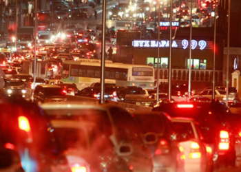 Улаанбаатар хотод үүссэн тэг зогсолт нь зам тээврийн 12 осол гарснаас үүдэлтэй гэв