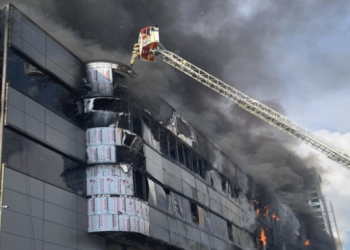 Яармагт баригдаж буй барилгад ноцтой гал түймэр гарлаа