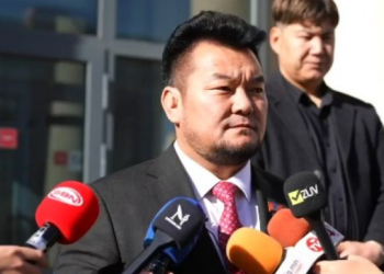 НИТХ-ын төлөөлөгч Б.Эрдэнэсүхийг иргэний гомдлоор 4,3 тэрбумын өртөг бүхий тендер завшсан байж болзошгүй хэргээр шалгаж байна