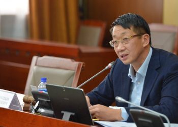 УИХ-ын гишүүн Л.Энх-Амгаланг БШУЯ-ны сайдаар томилохоор болжээ