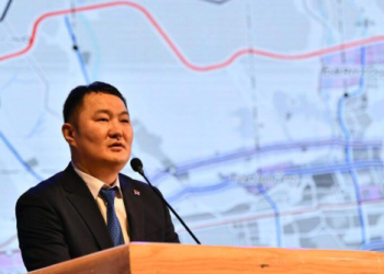 НЗД-ын орлогч Д.Бадарсан “Туулын хурдны зам”-ыг эсэргүүцэж байгаа тул ажлаа өгөхөөр болжээ