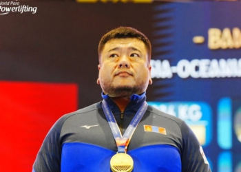 Хөдөлмөрийн баатар Э.Содномпилжээ цээжнээс 236 кг-ыг өргөж түрүүлжээ