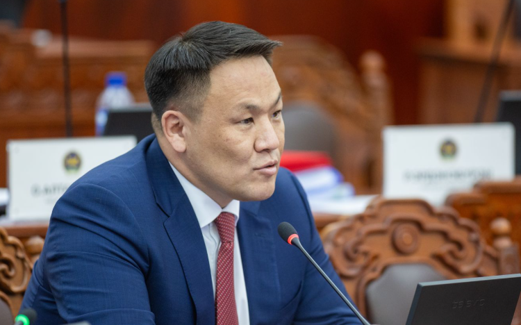 Шадар сайд Н.Номтойбаяр Онцгой байдлын салбарын цалин, урамшууллын тогтолцоог сайжруулна гэв