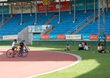 Маргаашаас эхлэн Төв цэнгэлдэх хүрээлэн иргэдэд нээлттэй болно